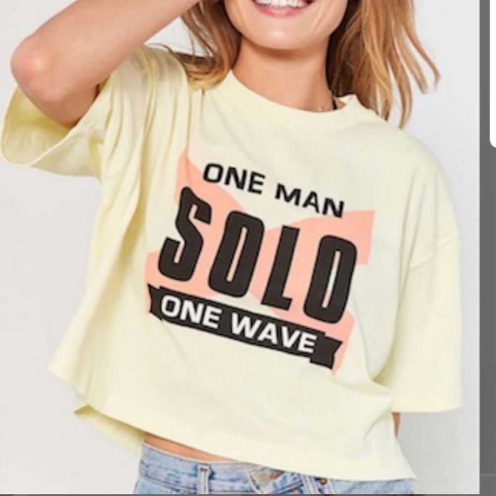 Gotcha By Icons of Culture Yellow One Man Solo Wave Crop. Size S.